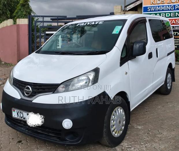 Nissan NP200 2012 White