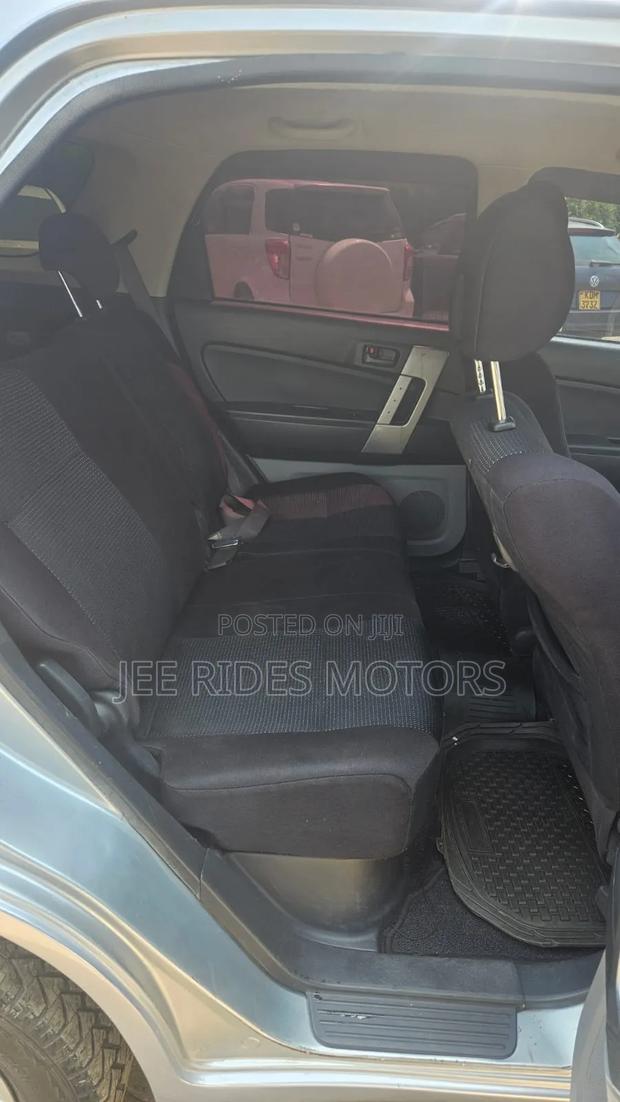 Toyota Rush 1.5 AWD 2014 Silver