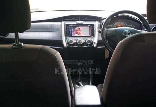 Toyota Corolla Fielder 2013 Silver
