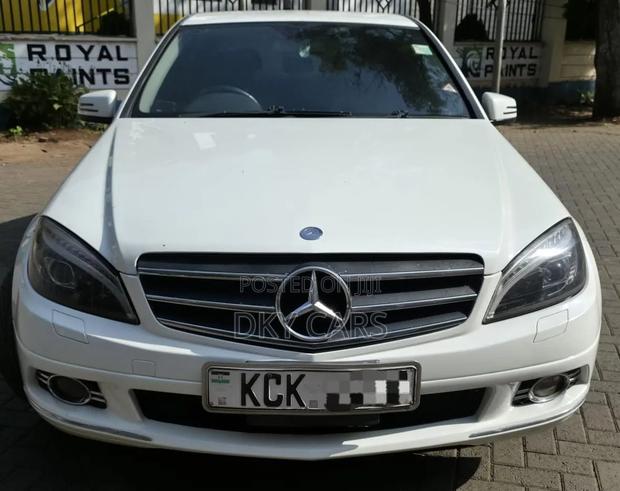 Mercedes-Benz C200 2010 White