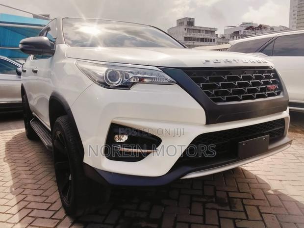 Toyota Fortuner 2023 Black
