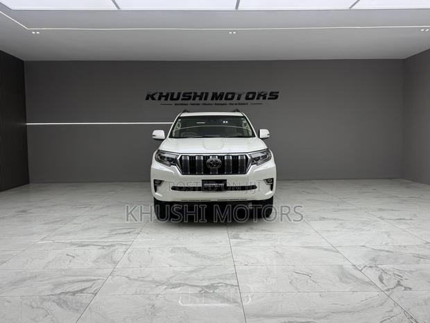 Toyota Land Cruiser Prado 2019 Pearl