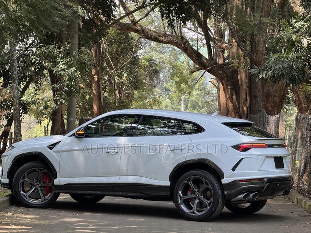 Lamborghini Urus Base 4dr AWD 2020 White