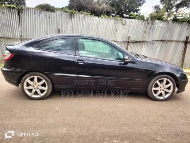 Mercedes-Benz C200 2005 Black