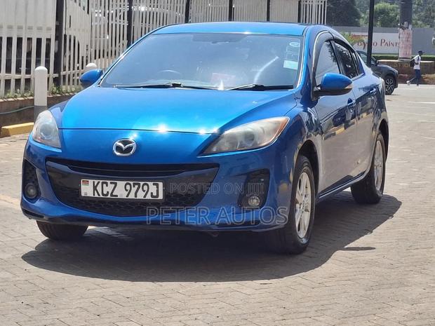 Mazda Axela 2013 Blue