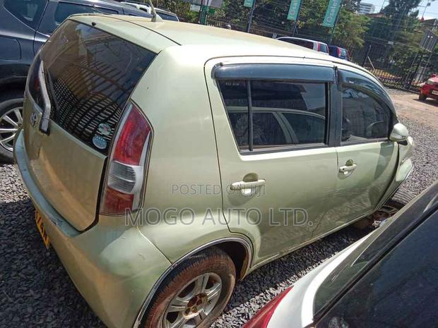 Toyota Passo 2006 Beige