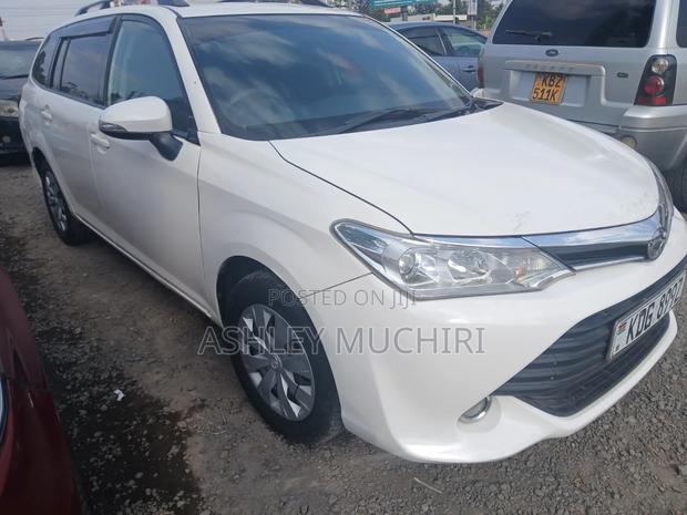 Toyota Corolla Fielder 2015 White