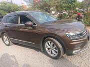 Volkswagen Tiguan 2016 Maroon for sale