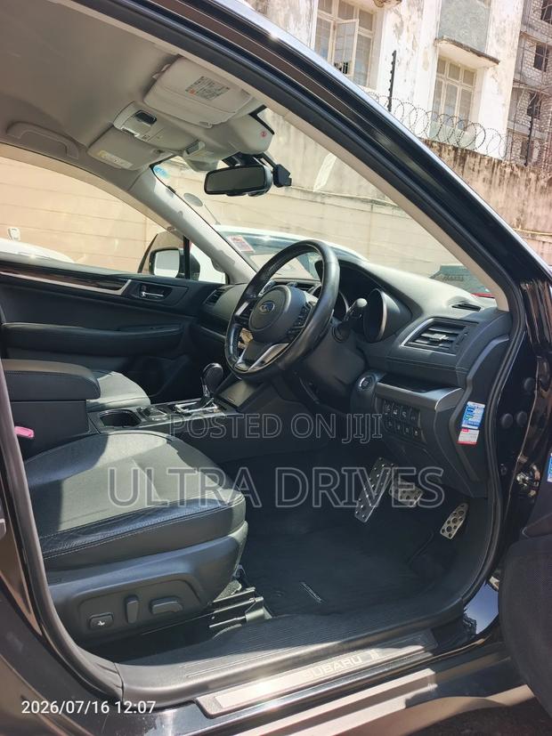 Subaru Outback 2019 Black