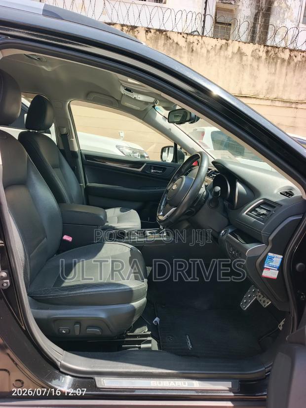 Subaru Outback 2019 Black