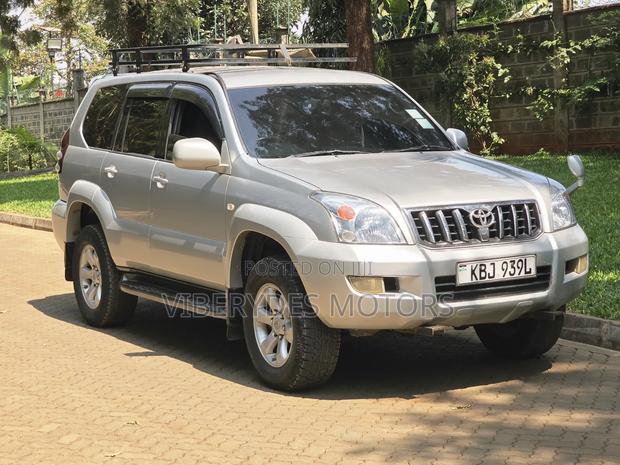 Toyota Land Cruiser Prado 2004 Silver