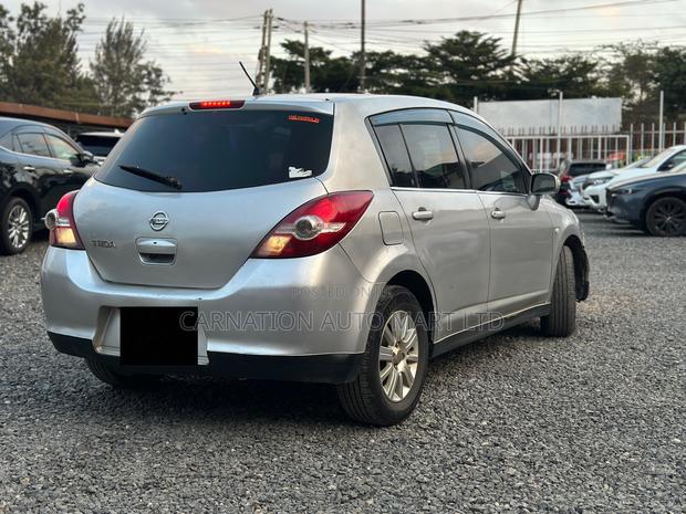 Nissan Tiida 1.5L DCI 6MT 2010 Silver