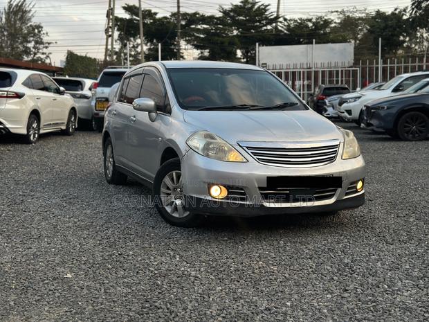 Nissan Tiida 1.5L DCI 6MT 2010 Silver