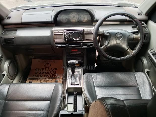 Nissan X-Trail 2.0 2002 Silver