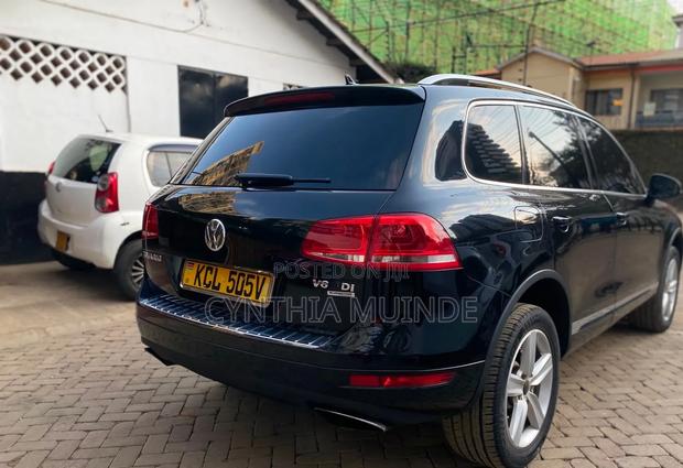 Volkswagen Touareg 2013 Black