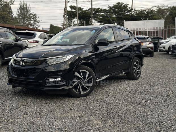 Honda Vezel 1.5 2WD 172 hp 2019 Black