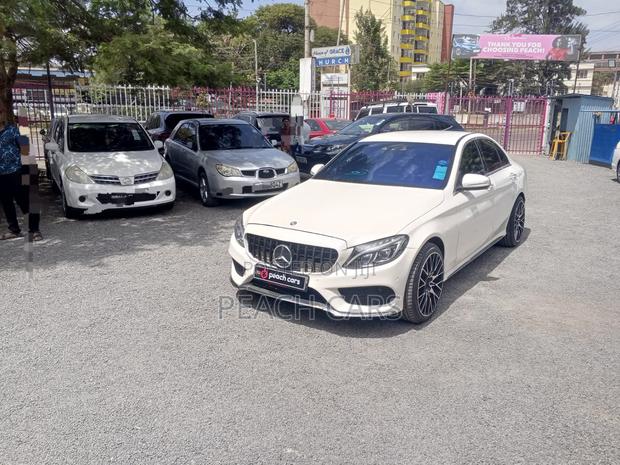 Mercedes-Benz C180 2015 Off white