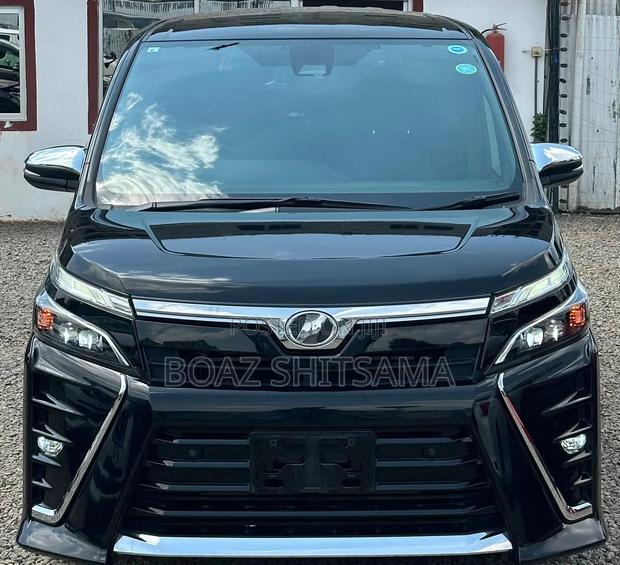 Toyota Voxy 2019 Black