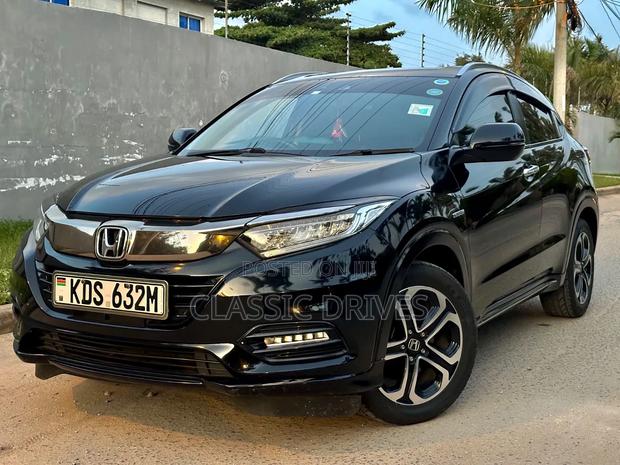 Honda Vezel 2018 Black