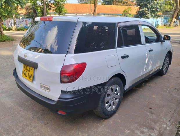 Nissan Advan 2012 White