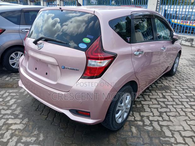 Nissan Note 2019 Pink