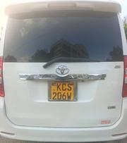 Toyota Noah 2012 White for sale