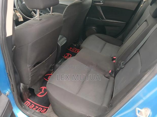 Mazda Axela 2011 Blue