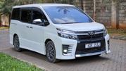 Toyota Voxy 2017 Pearl for sale