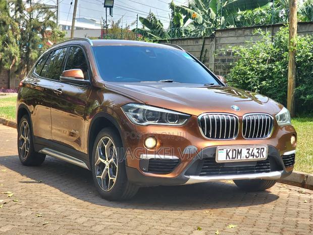 BMW X1 xDrive28i AWD 2016 Brown