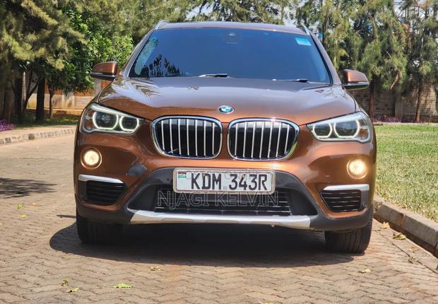 BMW X1 xDrive28i AWD 2016 Brown