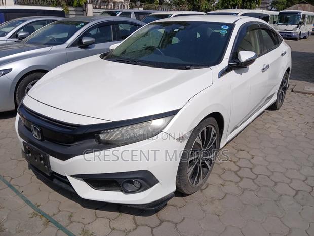 Honda Civic 2018 White