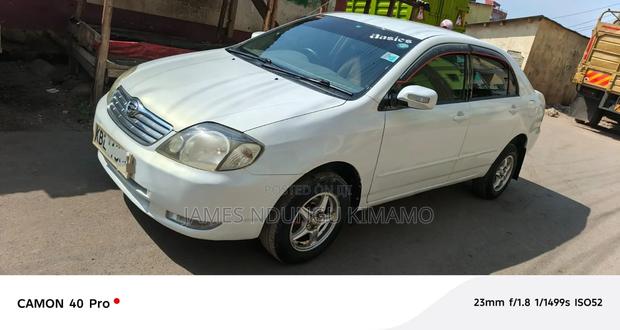 Toyota Corolla 2004 White