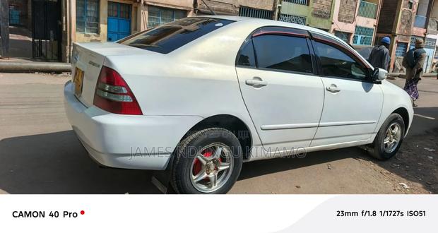 Toyota Corolla 2004 White