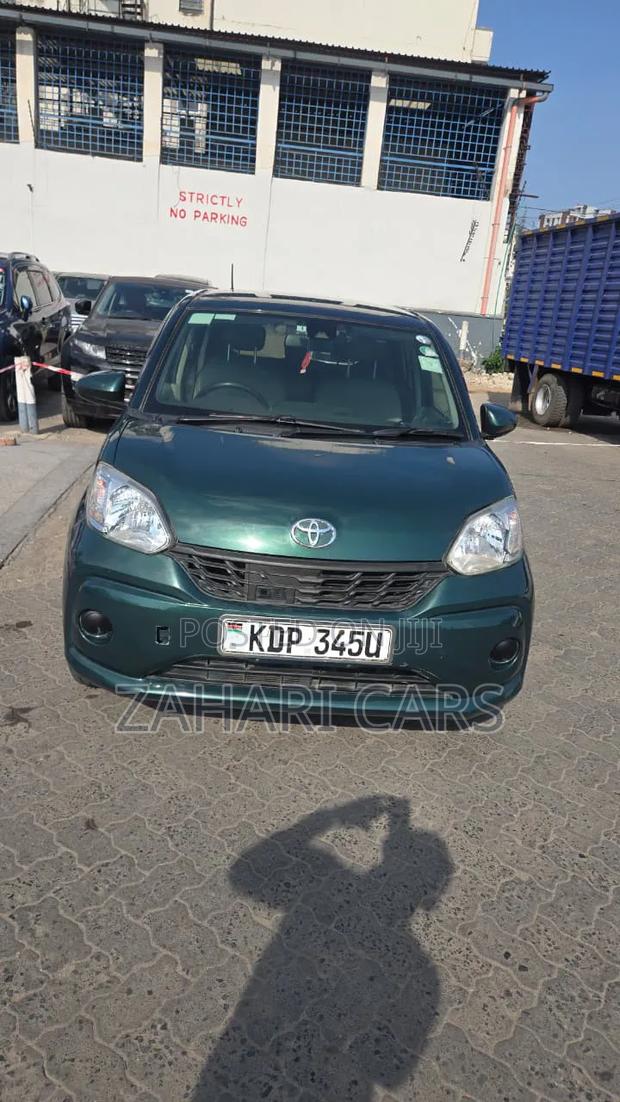 Toyota Passo 2016 Blue