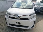 Toyota Voxy 2019 White for sale