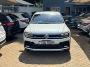 Volkswagen Tiguan 2019 White for sale