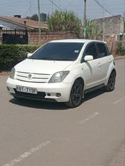 Toyota IST 2005 White for sale