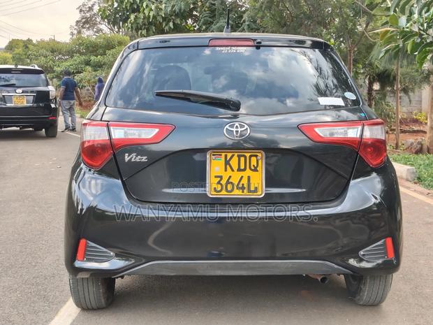 Toyota Vitz 2017 Black