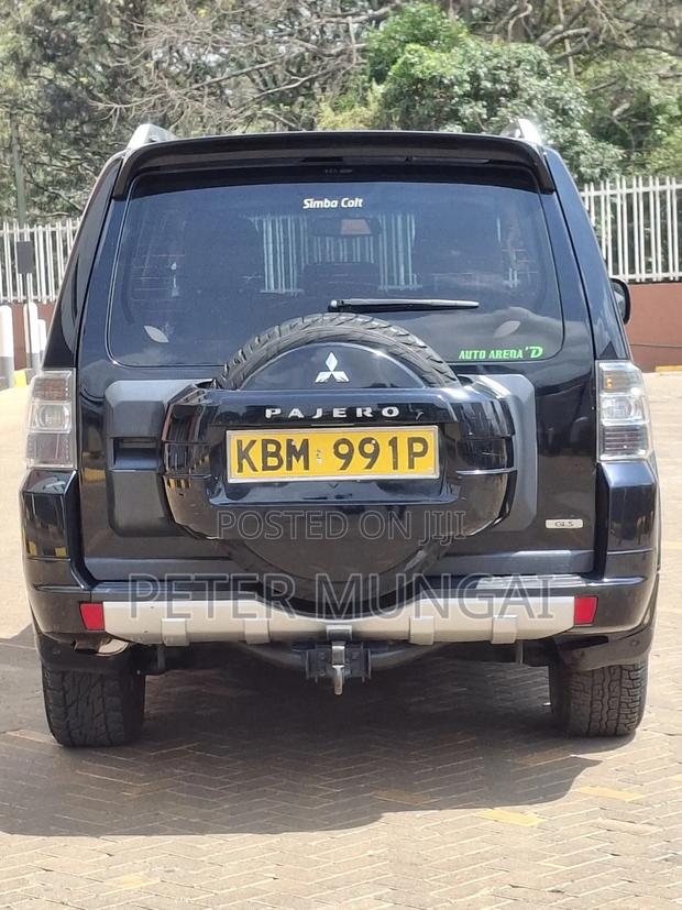 Mitsubishi Pajero 2010 Black