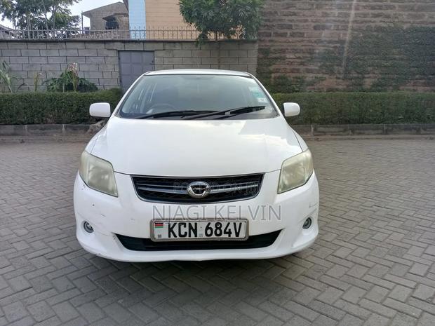 Toyota Corolla Fielder 2010 White