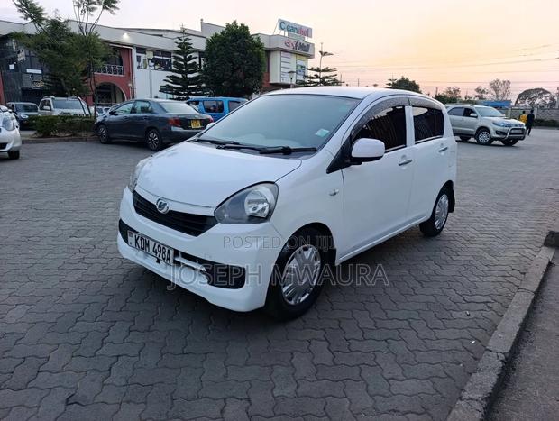 Daihatsu Mira 2016 White