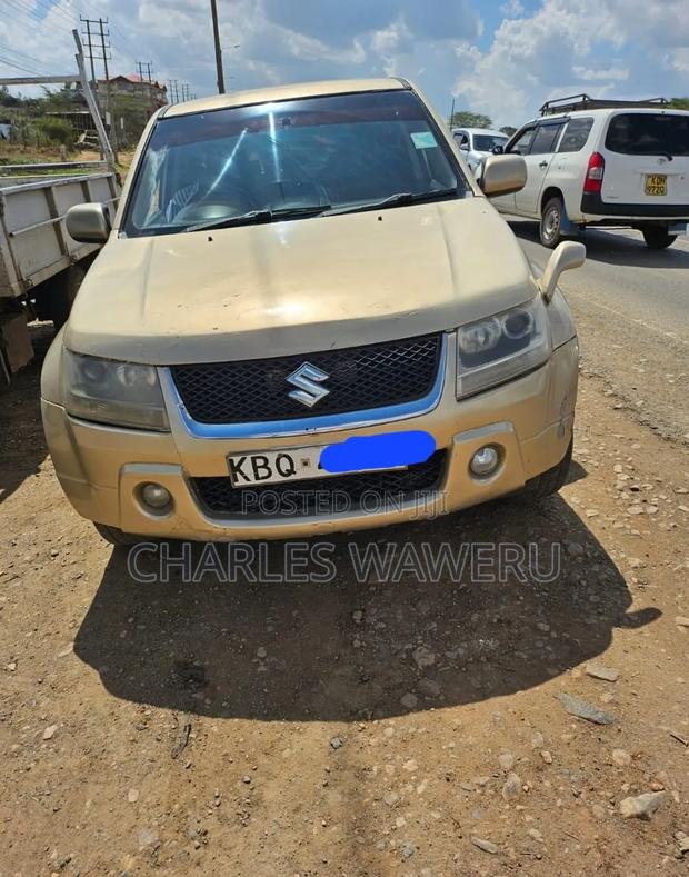 Suzuki Escudo 2006 Beige