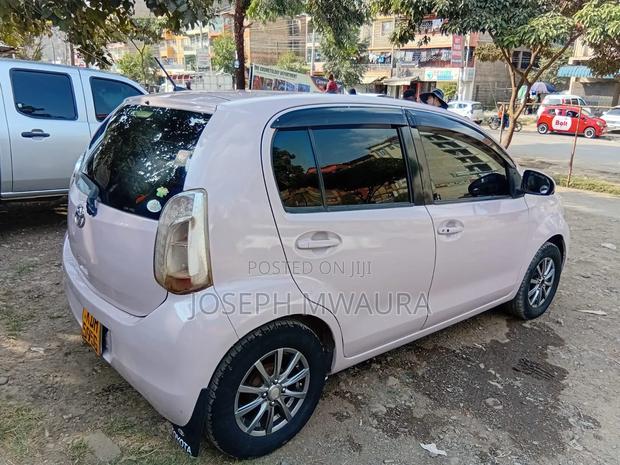 Toyota Passo 2014 Pink