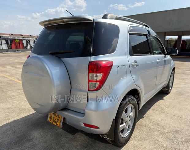 Toyota Rush 1.5 AWD 2008 Silver