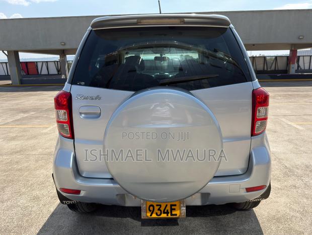 Toyota Rush 1.5 AWD 2008 Silver