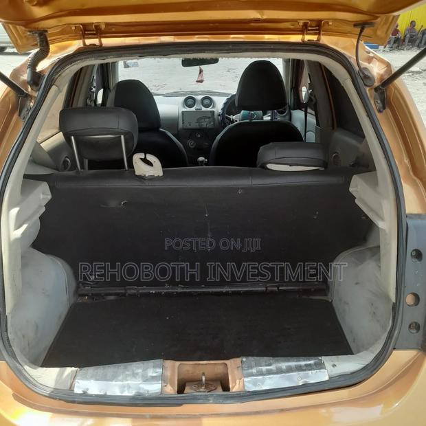 Nissan March 2010 Gold