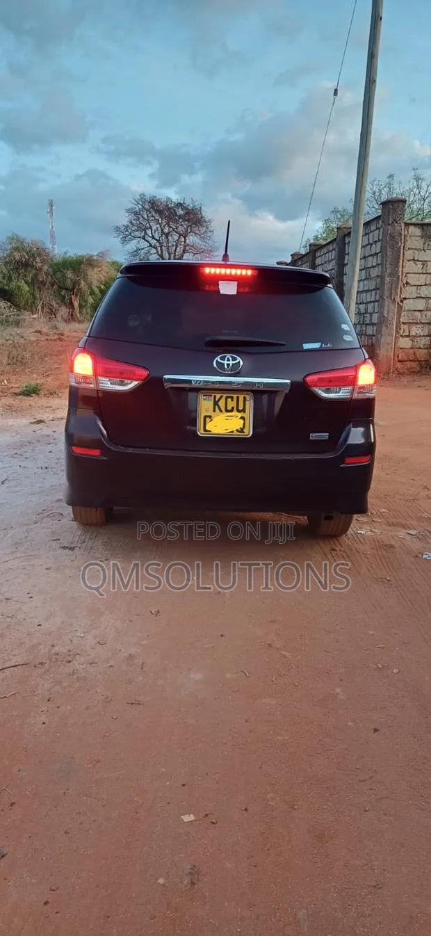 Toyota Wish 2012 Maroon
