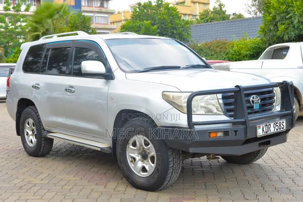 Toyota Land Cruiser 2012 Silver