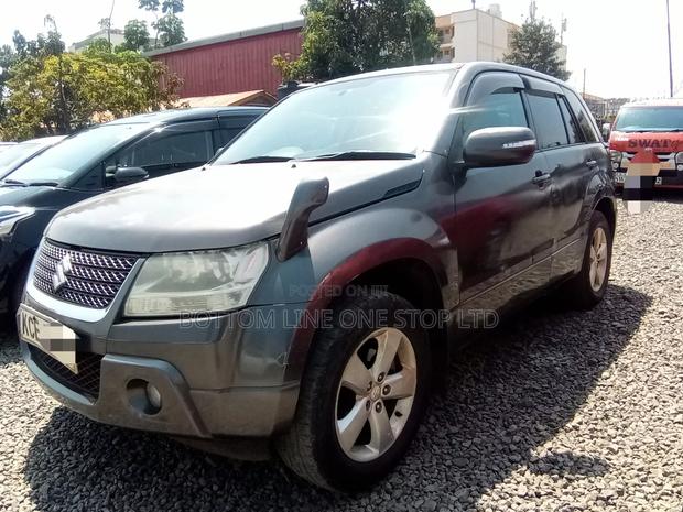 Suzuki Escudo 2008 Gray