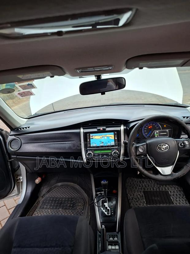 Toyota Corolla Fielder 2014 Silver